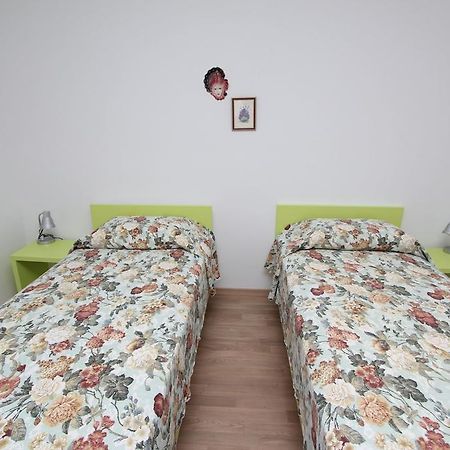 Apartment Mitton 2 Rovinj Exterior foto